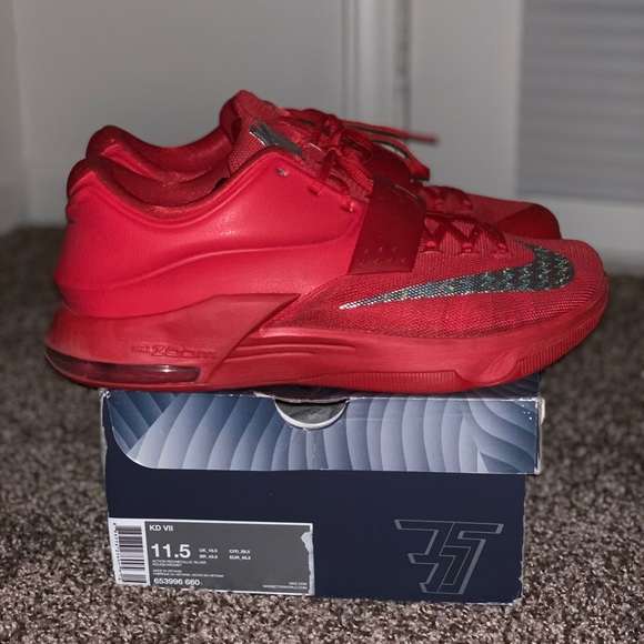 all red kd